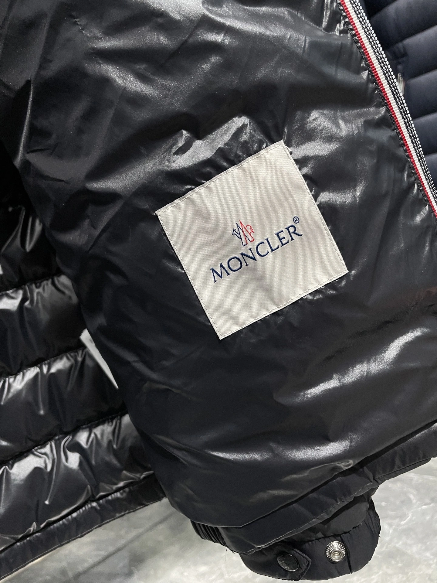 wg.luxury-- 7o9385r Down jacket white duck down nylon 2colour item: E-F000J1308-2